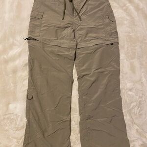 The North Face Women's Convertible Cargo Pants in Olive